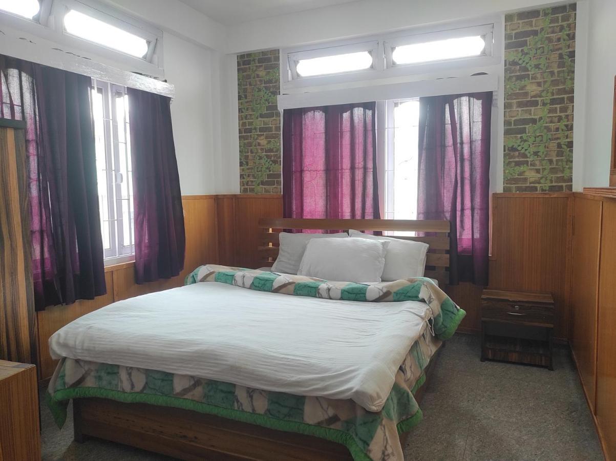 Hotel Tawang Regency Exterior foto