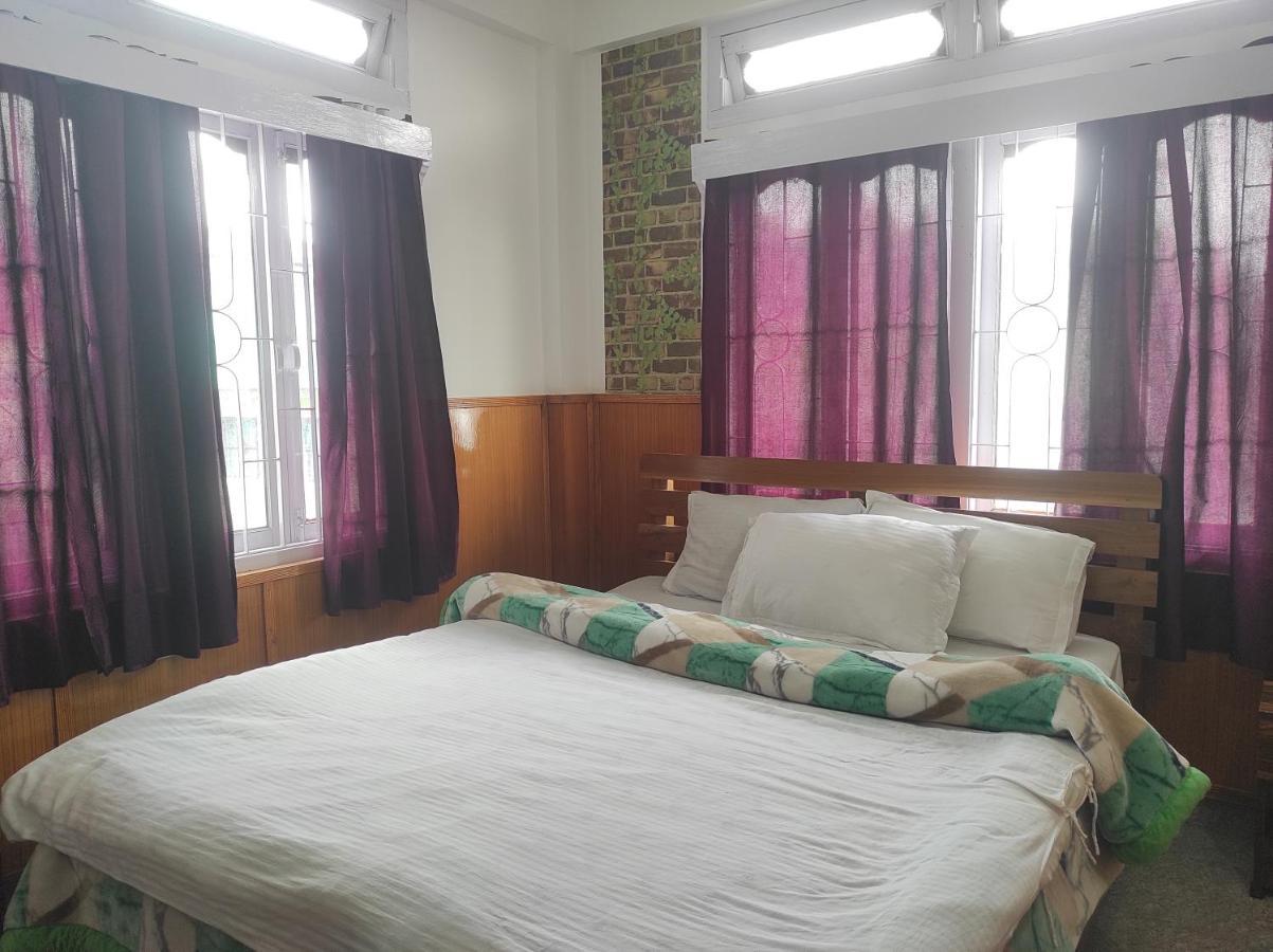 Hotel Tawang Regency Exterior foto