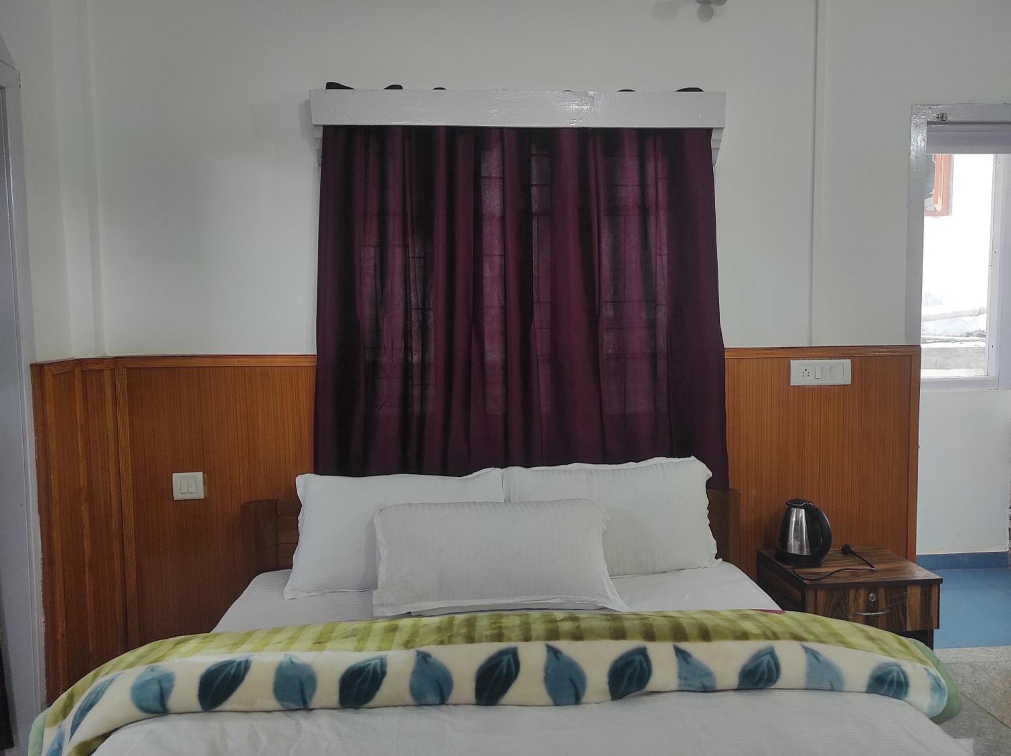 Hotel Tawang Regency Exterior foto